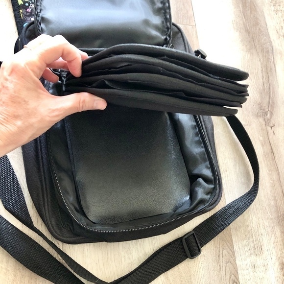 Disney, Bag, Pin Trading Bag, Disney, Mickey Mouse, Shoulder Bag, Good Condition - Picture 13 of 16